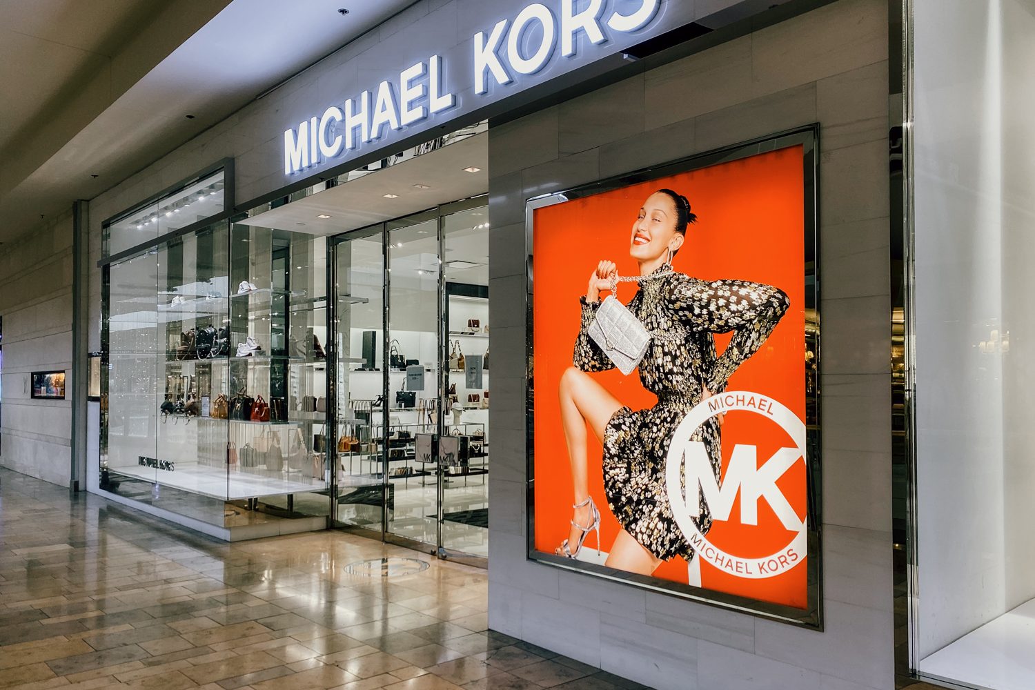 Fashion Show Mall – Michael Kors Fashion Show Mall - Michael Kors